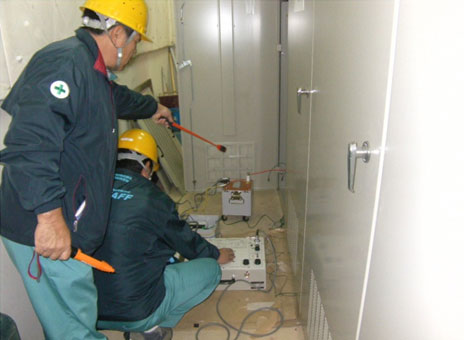 �Ί_���@�d�C �^�ߍ���`�\�����d�ݔ��ݒu